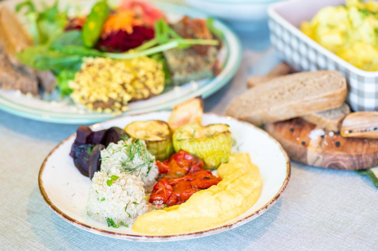 Vita Rama Holistic Hotel And Retreats - Vegan Full Board Obzor Exterior foto